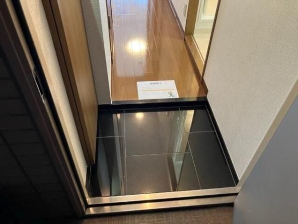 横浜市中区本町４丁目のマンション