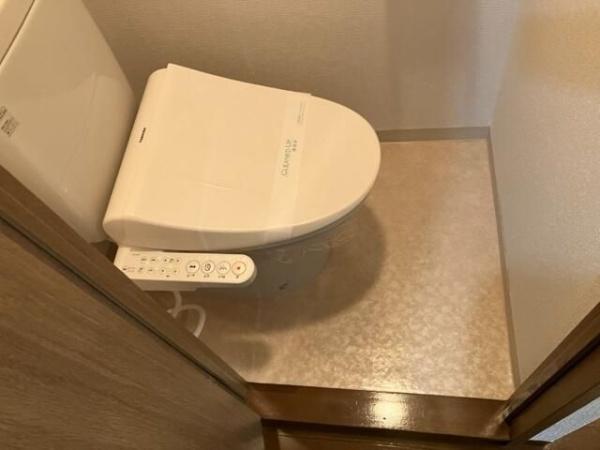 横浜市中区本町４丁目のマンション