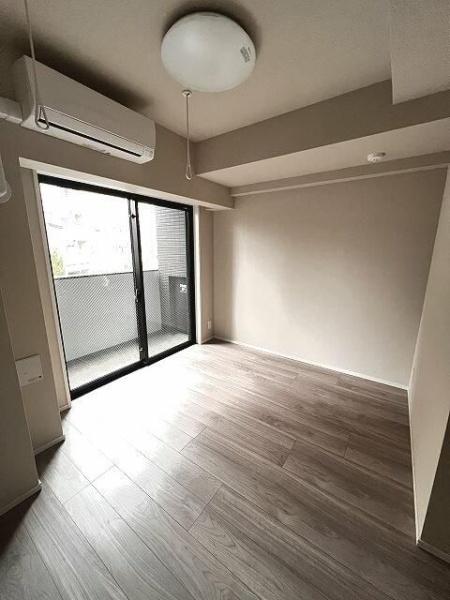 ＬＵＭＥＥＤ横濱吉野町