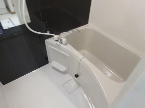 ロイヤルハイツ白楽弐番館