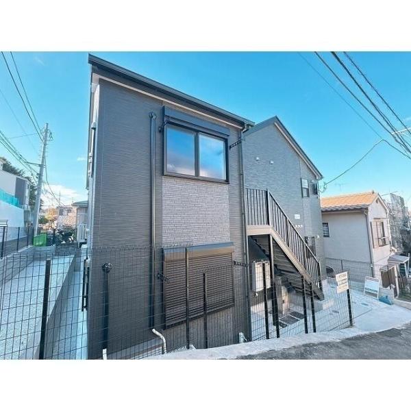 ラフィーネ三ツ沢南町