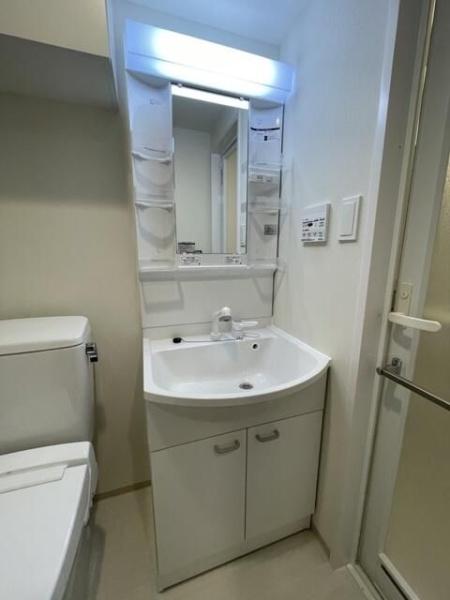 横浜市中区弥生町２丁目のマンション