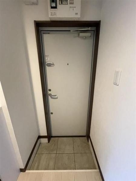 ＥＶＥＲ　ＬＥＡＦ上大岡