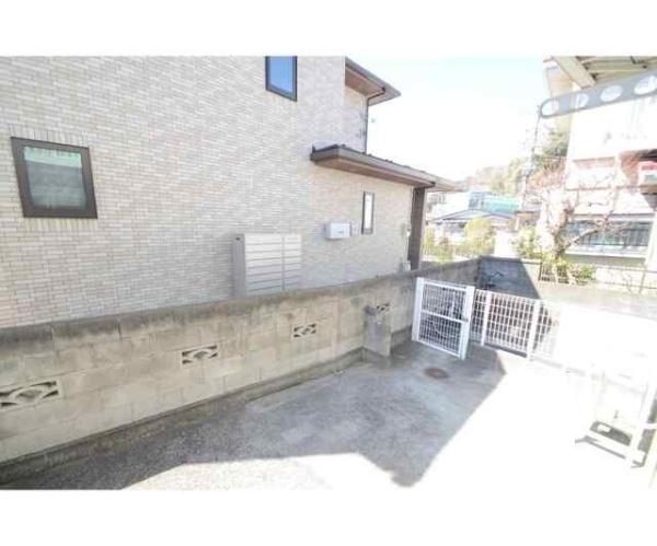 横浜市金沢区釜利谷東３丁目のアパート