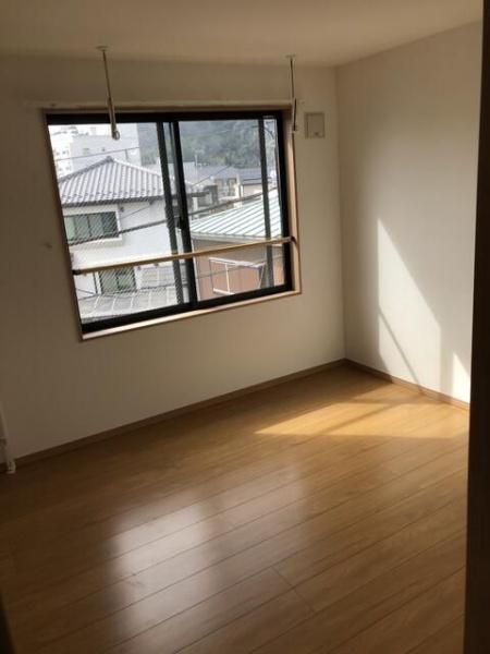 グロワール長尾台町