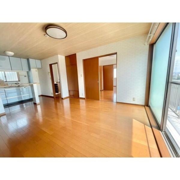 アムール　踊場
