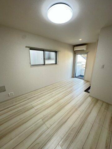 アスターハウス