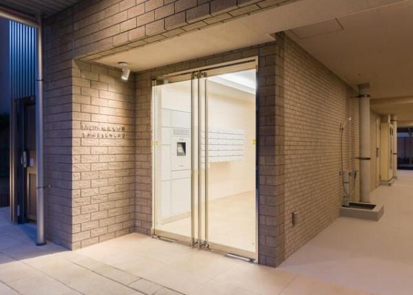横浜市南区山王町４丁目のマンション