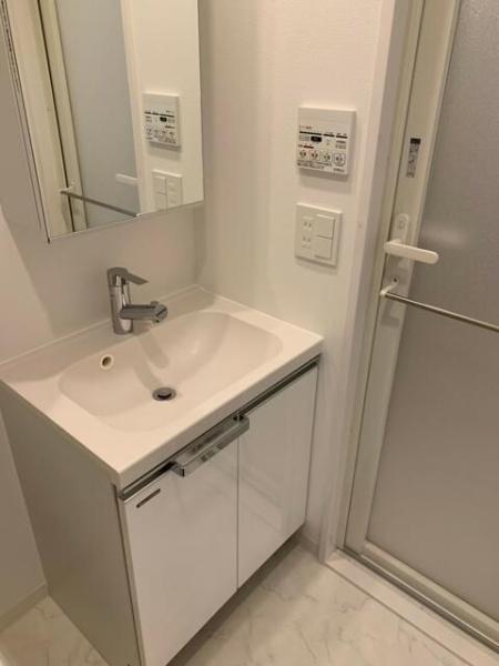 横浜市南区山王町４丁目のマンション