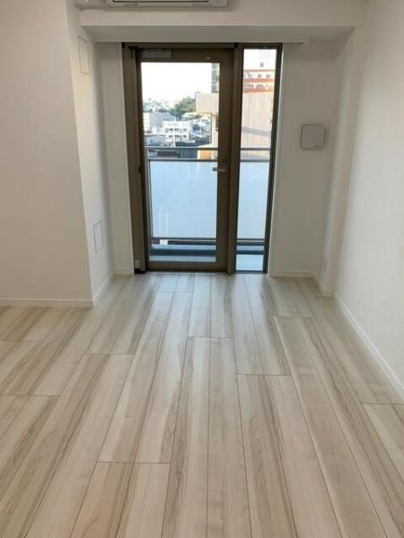 横浜市南区山王町４丁目のマンション
