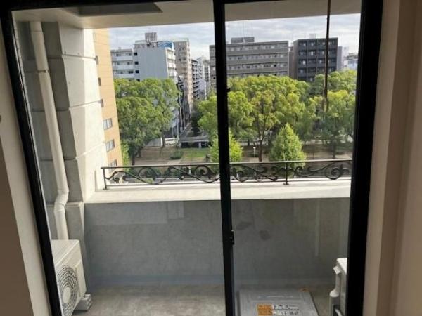 バースシティ横浜大通り公園