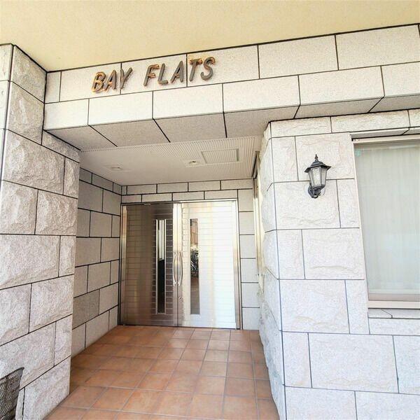 ＢＡＹ　ＦＬＡＴＳ
