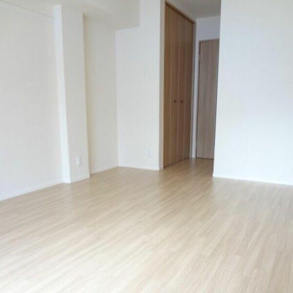 Ｔｈｒｅｅ　Ｆｏｒｅｓｔ