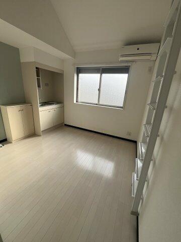 Ａｘｉａ　Ｃｏｕｒｔ　Ｋｉｓｈｉｙａ
