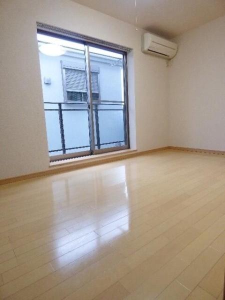 ビーカーサ横浜入江