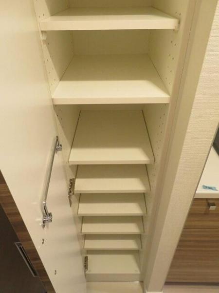 ガーラ・ステーション横浜三ツ沢
