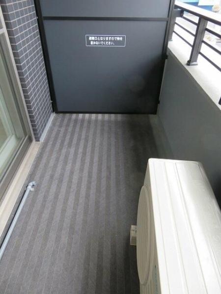 ガーラ・ステーション横浜三ツ沢