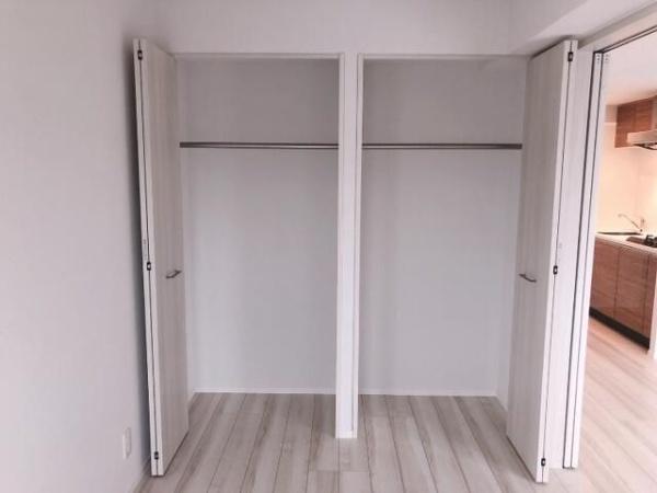 横浜市南区新川町５丁目のマンション