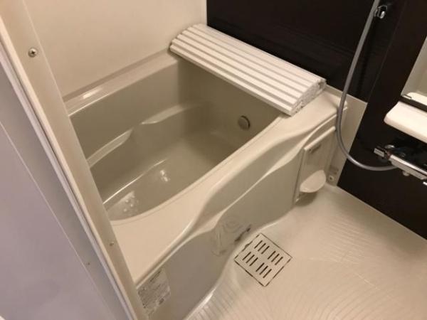 アイストン