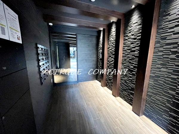 レア横濱天王町弐番館