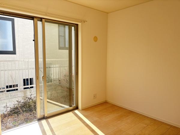 長坂三丁目テラスハウス