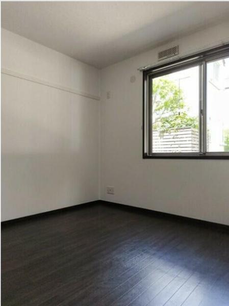 アドマーニ