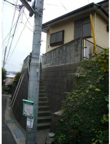 塩崎貸家