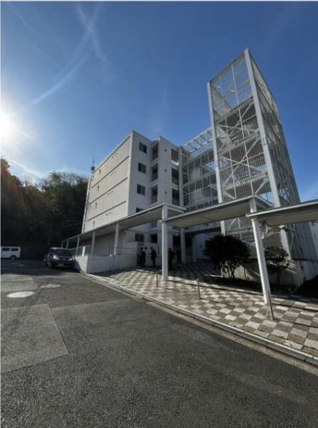 ベルヴィ能見台A棟
