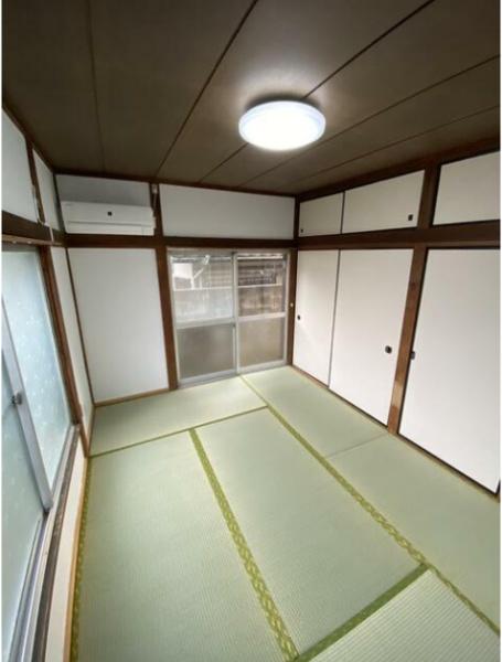 横須賀市公郷町貸家B棟