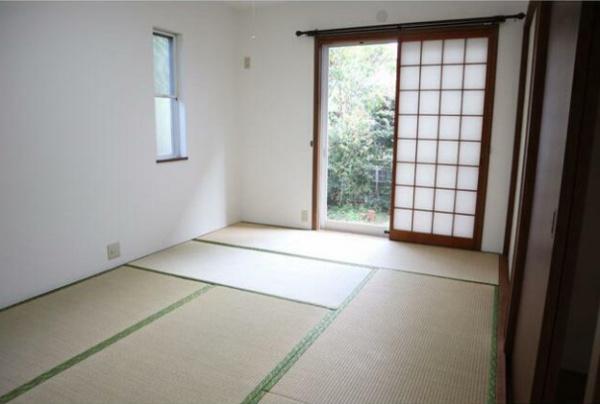 横須賀市湘南鷹取1丁目住宅