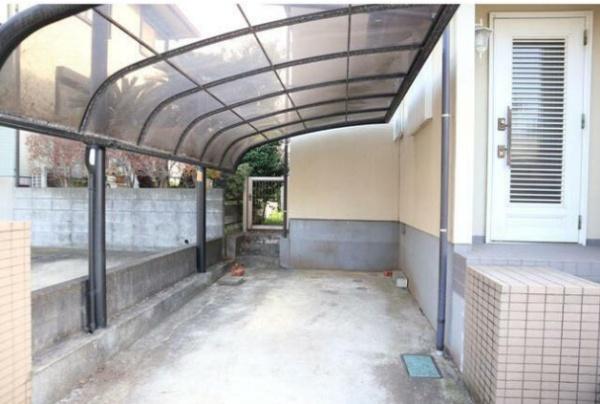 横須賀市湘南鷹取1丁目住宅
