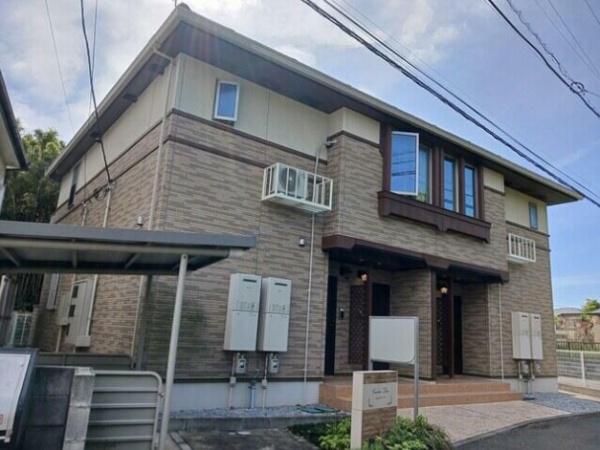 横須賀市長坂３丁目のアパート