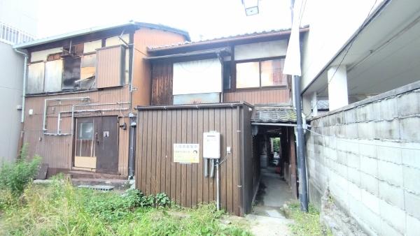 大津市長等３丁目のテラスハウス