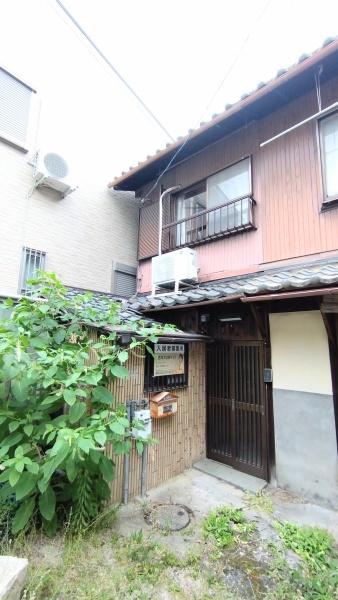 大津市長等３丁目のテラスハウス
