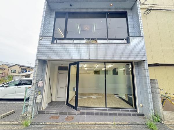 京都市右京区西院北矢掛町の店舗付住宅